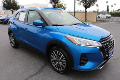 Used 2021 Nissan Kicks SV