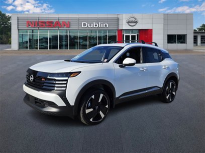 New 2025 Nissan Kicks SR