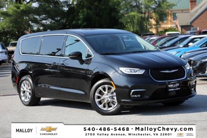 Used 2023 Chrysler Pacifica Touring-L