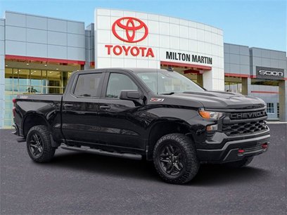 Used 2023 Chevrolet Silverado 1500 Custom Trail Boss w/ LPO, Dark Essentials Package