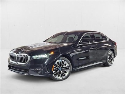 New 2024 BMW i5 eDrive40i w/ Premium Package