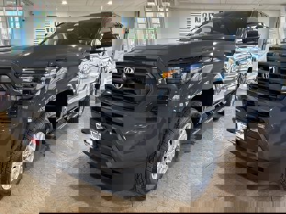 New 2025 Toyota Tacoma SR5