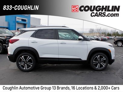 Used 2025 Chevrolet TrailBlazer LT w/ Convenience Package