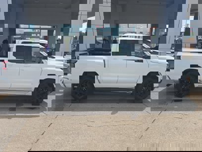 Used 2023 Nissan Frontier SV w/ Midnight Edition Package