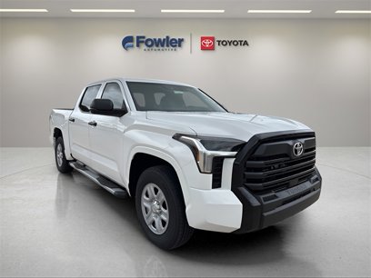 New 2025 Toyota Tundra SR