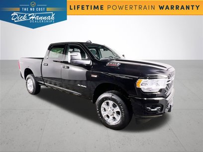New 2024 RAM 3500 Big Horn w/ Sport Appearance Package