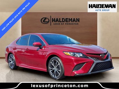Used 2018 Toyota Camry SE w/ Protection Package (Q2)