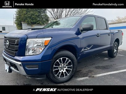 Used 2022 Nissan Titan SV
