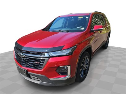 Used 2023 Chevrolet Traverse RS