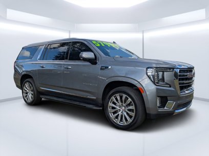 Used 2022 GMC Yukon XL SLT w/ SLT Premium Package