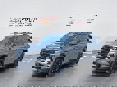 New 2025 Chevrolet Traverse LT w/ Midnight/Sport Edition