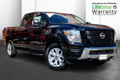 New 2024 Nissan Titan SV w/ SV Convenience Package