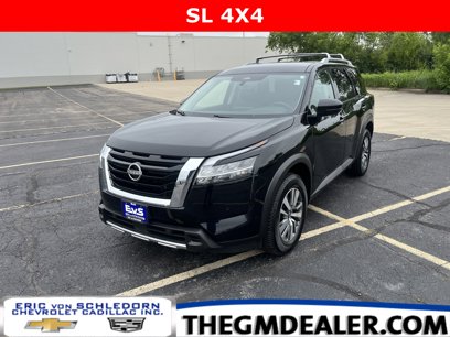 Used 2023 Nissan Pathfinder SL