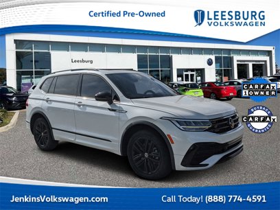 Certified 2022 Volkswagen Tiguan SE R-Line