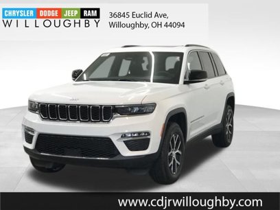 New 2025 Jeep Grand Cherokee Limited w/ Black Appearance Package