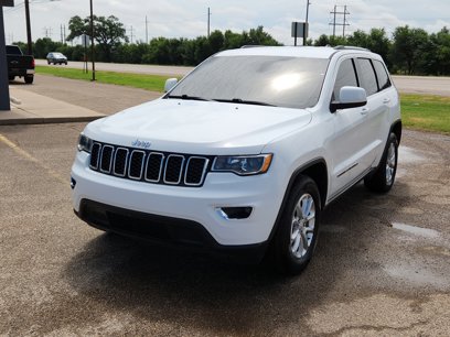 Used 2021 Jeep Grand Cherokee Laredo