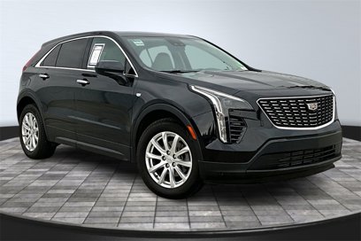 Used 2021 Cadillac XT4 Luxury w/ Cold Weather Package