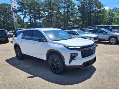 New 2025 Chevrolet Traverse LT w/ Midnight/Sport Edition