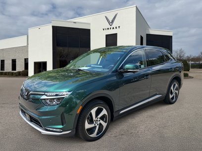 New 2025 VinFast VF 8 Eco