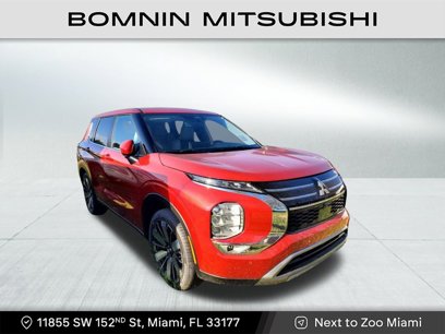 New 2025 Mitsubishi Outlander SE