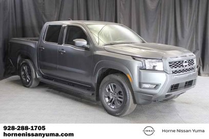 New 2025 Nissan Frontier SV w/ SV Convenience Package
