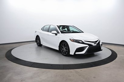 Used 2021 Toyota Camry SE