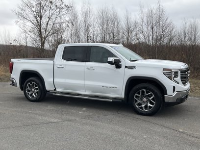 Used 2022 GMC Sierra 1500 SLT w/ SLT Premium Plus Package
