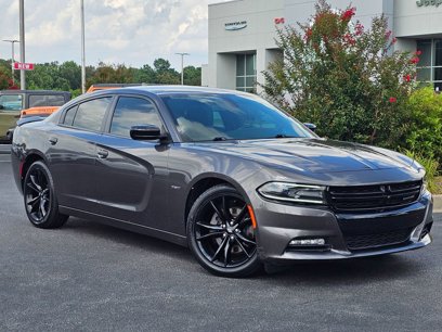 Used 2017 Dodge Charger R/T w/ Blacktop Package
