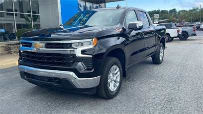 New 2025 Chevrolet Silverado 1500 LT