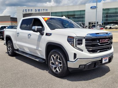 Used 2024 GMC Sierra 1500 SLT w/ SLT Premium Plus Package