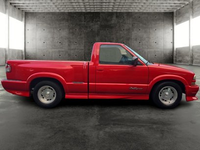 Used 2000 Chevrolet S10 Pickup Xtreme w/ Preferred Equipment Group