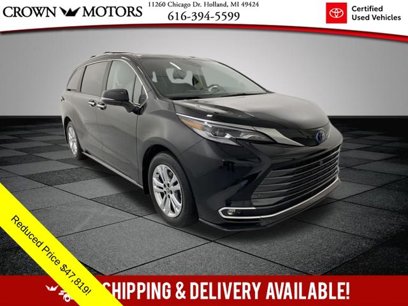 Certified 2023 Toyota Sienna Platinum