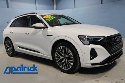 Used 2024 Audi Q8 e-tron Premium Plus w/ Premium Plus Package