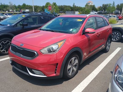 Used 2017 Kia Niro EX