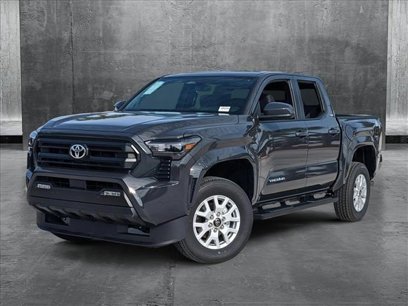 New 2025 Toyota Tacoma SR5