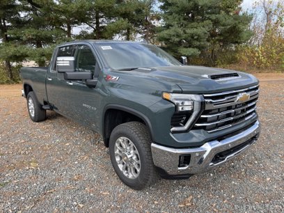New 2025 Chevrolet Silverado 3500 LTZ w/ LTZ Premium Package