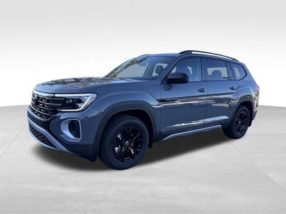 New 2025 Volkswagen Atlas Peak Edition SE