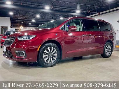 Used 2021 Chrysler Pacifica Touring-L