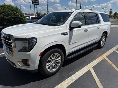 Used 2022 GMC Yukon XL SLT w/ SLT Luxury Package