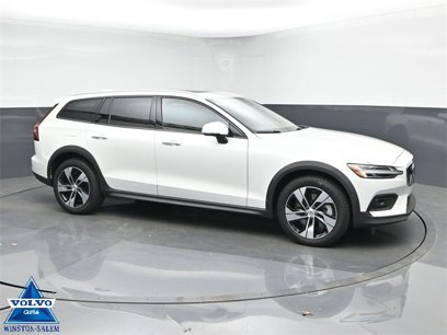 Used 2024 Volvo V60 B5 Cross Country Plus