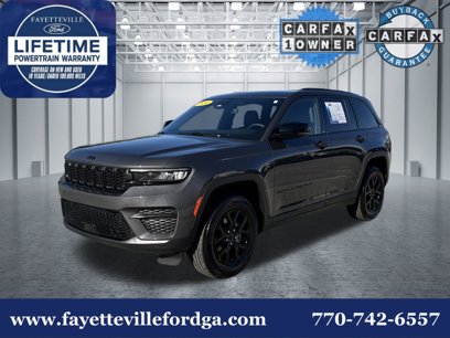 Used 2024 Jeep Grand Cherokee Altitude