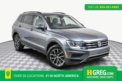 Used 2019 Volkswagen Tiguan SE w/ Panoramic Sunroof Package
