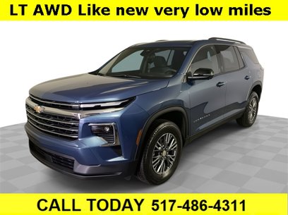 Used 2025 Chevrolet Traverse LT w/ Driver Confidence Package