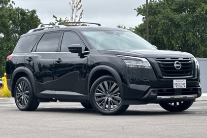 Used 2022 Nissan Pathfinder SL