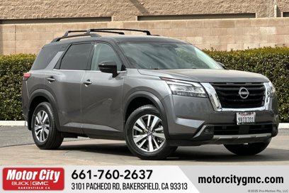 Used 2022 Nissan Pathfinder SL w/ Lighting Package (N92)