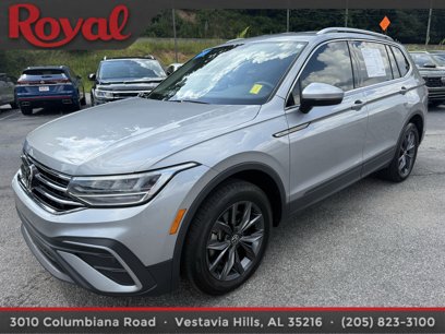 Certified 2023 Volkswagen Tiguan SE