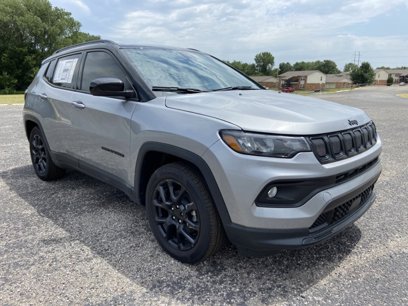 New 2022 Jeep Compass Altitude w/ Sun and Sound Group