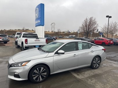 Used 2022 Nissan Altima 2.5 SV
