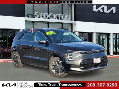 Used 2023 Kia Niro Wave w/ Wave Preserve Package