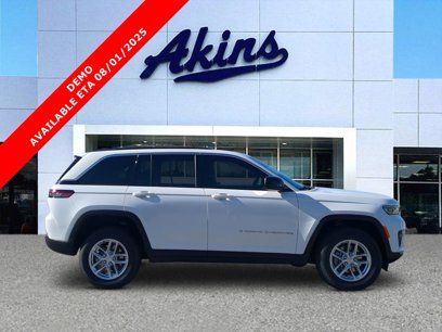 New 2025 Jeep Grand Cherokee L Laredo w/ Luxury Tech Group I